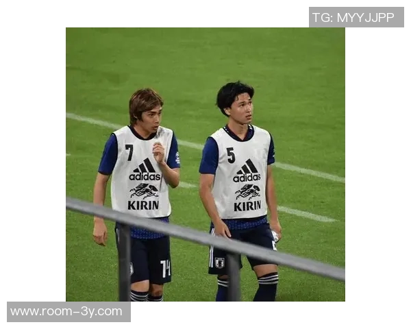 伊东纯也替补助攻两次赛后紧急就医检查右脚伤情